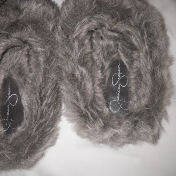 Jessica Simpson Slippers - Picture 6 of 8